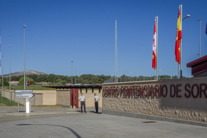 Visita e inauguracion de la nueva Carcel de Soria - MARIO TEJEDOR (3)