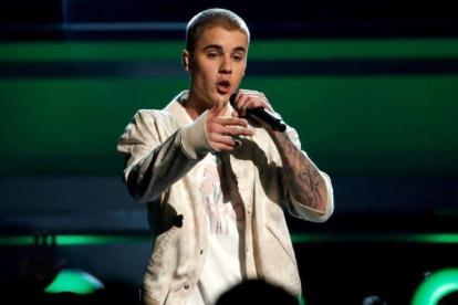 Bieber, en una actuación en Las Vegas.-REUTERS / MARIO ANZUONI