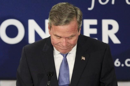 Jeb Bush anuncia que se retira de las primarias del Partido Republicano.-REUTERS / RANDALL HILL