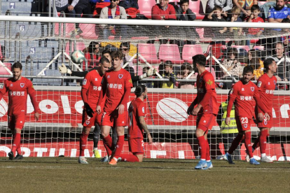 El Numancia encajaba ante el Deportivo la tercera derrota de la temporada jugando como local.-Valentín Guisande