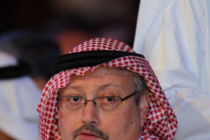 Imagen de archivo que muestra a Jamal Kashoggi  periodista saudi y exeditor jefe del periodico Al-Watan.-EPA