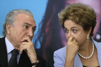 Michel Temer y Dilma Rousseff, en una imagen de agosto pasado.-EFE / FERNANDO BIZERRA JR.