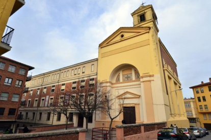 Fachada del centro educativo Sagrado Corazón.-Álvaro Martínez