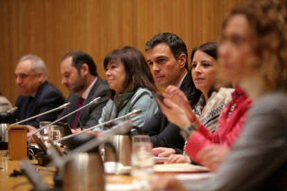 Pedro Sánchez en la reunión del grupo parlamentario del PSOE  en el Congreso de los Diputados.-JOSE LUIS ROCA