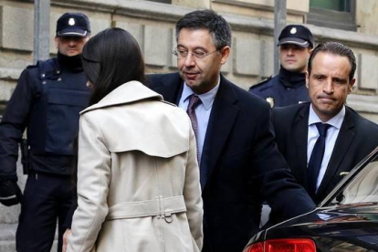 Josep Maria Bartomeu llega a la Audiencia Nacional para declarar ante el juez Ruz.-Foto: JUAN MANUEL PRATS