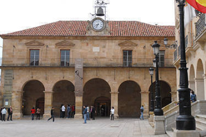 Fachada del Palacio de la Audiencia. / VALENTÍN GUISANDE-