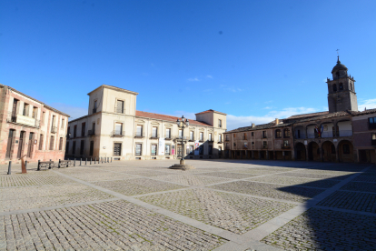 Imagen de archivo de la plaza Mayor de Medinaceli.-HDS