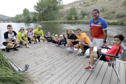 Triatlón en homenaje a María García-Luis Ángel Tejedor