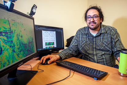 Paco Mauro, doctor en Ingeniería de Montes, especializado en la elaboración de cartografía desagregada sobre terrenos forestales.  MARIO TEJEDOR