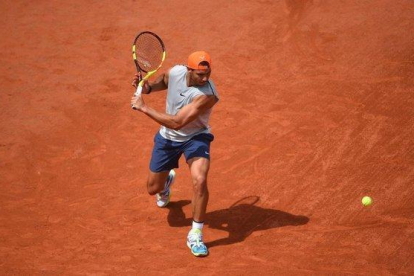 Rafa Nadal, en un entrenamiento en Roland Garros.-
