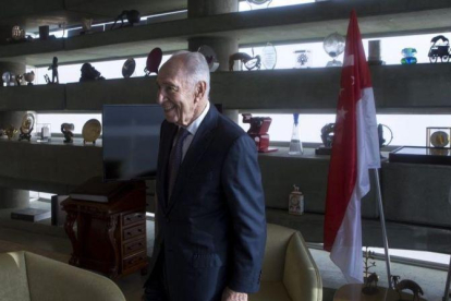 Simon Peres en una foto del pasado 21 de abril.-EFE / JIM HOLLANDER