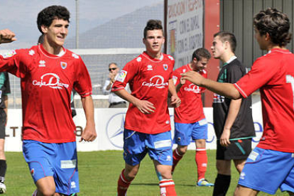 El Numancia juvenil sigue intratable. / D. Mayor-