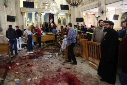 Atentado contra una iglesia copta en Tanta, el pasado 9 de abril.-