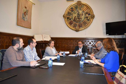 Mesa del Diálogo Social en Diputación-HDS