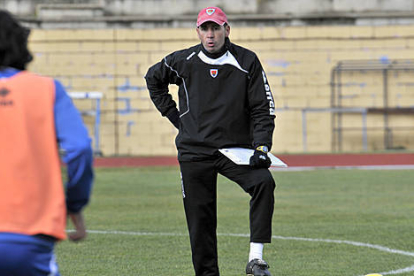Pablo Machín en un entrenamiento. / V. Guisande-