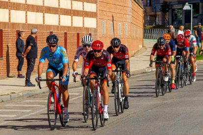 LX Trofeo ciclista San Saturio. MARIO TEJEDOR (14)