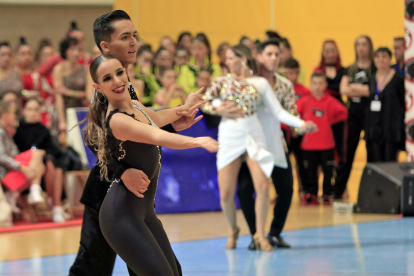 La doble jornada de baile deportivo se celebró ayer en Los Pajaritos.-Mario Tejedor
