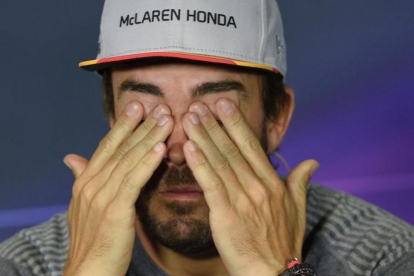Fernando Alonso en la rueda de prensa del Circuit de Catalunya.-AFP