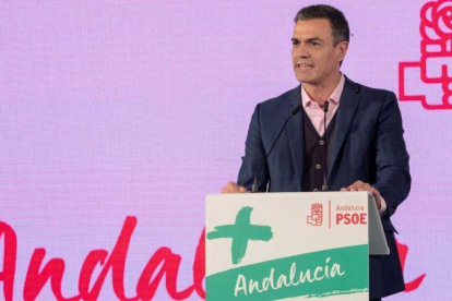 Pedro Sánchez pide una mayoría rotunda para que no haya bloqueos.-ROMÁN RÍOS (EFE)