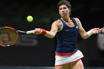 La tenista española Carla Suarez Navarro durante un partido de cuartos de final en Amberes-Foto:   LUC CLAESSEN / AFP