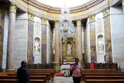 Panorámica de la capilla de Palafox en la Catedral de El Burgo. / VALENTÍN GUISANDE-