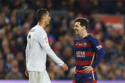 Ambos jugadores en un encuentro Barça- Real Madrid del año pasado-EFE/Alejandro García.