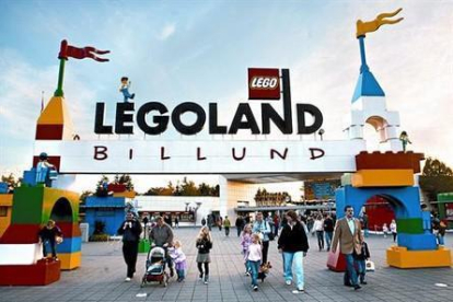 Entrada del parque temático Legoland en Billund (Dinamarca).-EFE / JENS NOERGAARD