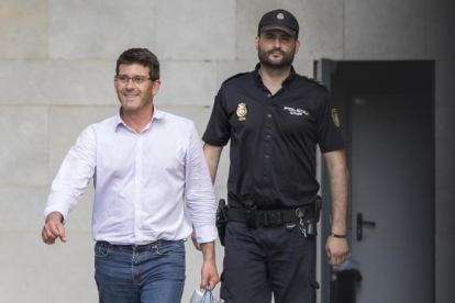 Detenido el presidente de la Diputación de Valencia por corrupción.-/ MANUEL BRUQUE