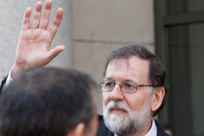 Mariano Rajoy a la salida de un acto celebrado en Pontevera el pasado lunes.-SALVADOR SAS