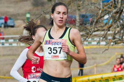 La soriana Yolanda Martín Ramos en plena carrera.-