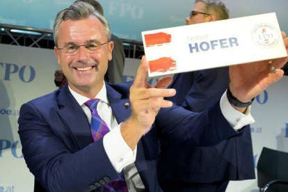 Norbert Hofer, nuevo presidente del Partido por la Libertad de Austria.-JOE KLAMAR (AFP)