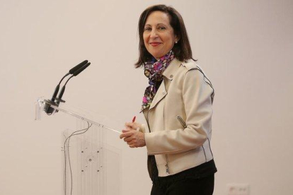 La ministra de Defensa en funciones, Margarita Robles.-JOSE LUIS ROCA