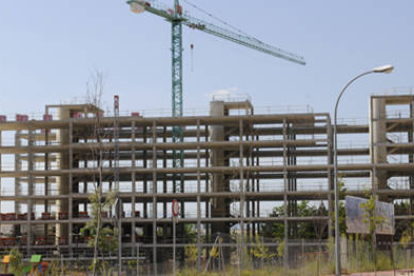 Construcción de viviendas en Soria, en una imagen de archivo. / ÁLVARO MARTÍNEZ-