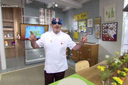 Karlos Arguiñano, en el programa de Antena 3 'Karlos Arguiñano en tu cocina'.-ATRESMEDIA