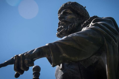 Estatua de Iván el Terrible en Moscú.-AFP / YURI KADOBNOV