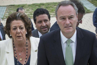 El presidente valenciano, Alberto Fabra, y la alcaldesa Rita Barberá, en un acto reciente del partido.-Foto: MIGUEL LORENZO