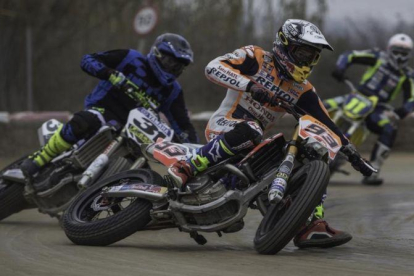 Marc Márquez (Honda), practicando 'dirt-track' de cara al Sant Jordi.-ALEJANDRO CERESUELA