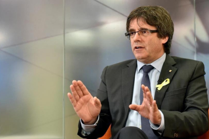 Carles Puigdemont, en una entrevista el pasado 23 de diciembre.-/ ERIC VIDAL (REUTERS)