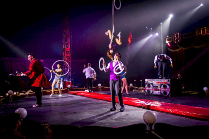 Gran circo Holiday. MARIO TEJEDOR (6)