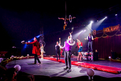 Gran circo Holiday. MARIO TEJEDOR (7)