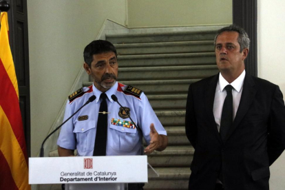 Trapero y Forn, durante una rueda de prensa tras los atentados del pasado 17 de agosto-PERIODICO (ACN)