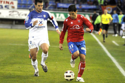 Del Pino en el encuentro ante el Tenerife de la temporada 2010-2011. / Valentín Guisande-