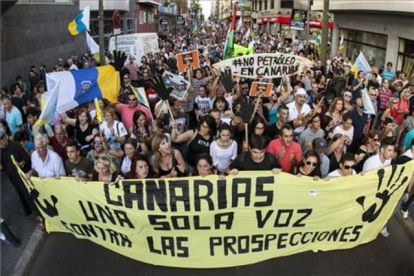Manifestación por las calles de Las Palmas de Gran Canaria contra la declaración aprobada por el Ministerio de Medio Ambiente.-
