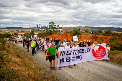 Jornada contra la macrovaquería en Noviercas - MARIO TEJEDOR (30)