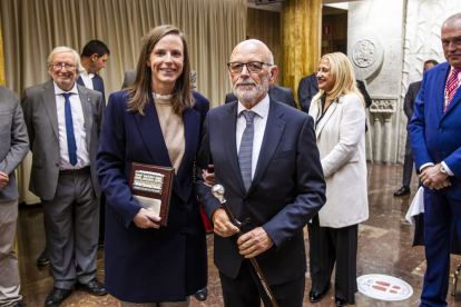 El Ayuntamiento de Soria entrega placas de agradecimiento a los Jurados de 2022. MARIO TEJEDOR (22)