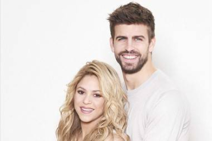 Shakira y Piqué, en la imagen que han distribuido para celebrar el 'baby shower'.-Foto: AGENCIAS