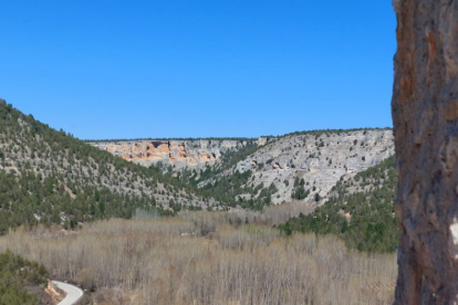 Vista de la entrada al Cañón del río Lobos desde el castillo de Ucero.