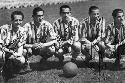 De izquierda a derecha, Iriondo, Venancio, Zarra, Panizo y Gainza en una imagen de 1945.-EFE
