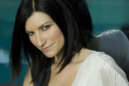 Laura Pausini, en una imagen promocional de su último disco, 'Singulares'.-EL PERIÓDICO