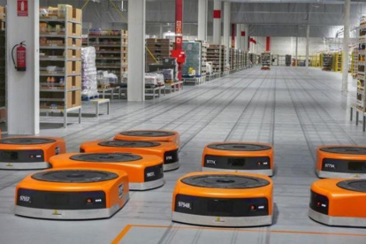 Sistema de gestión de paquetería mediante robots en las instalaciones de Amazon en Castellbisbal.-RICARD FADRIQUE